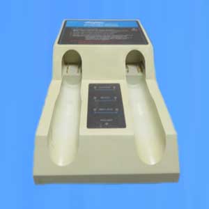 Stryker 2110-120-100 Battery Charger